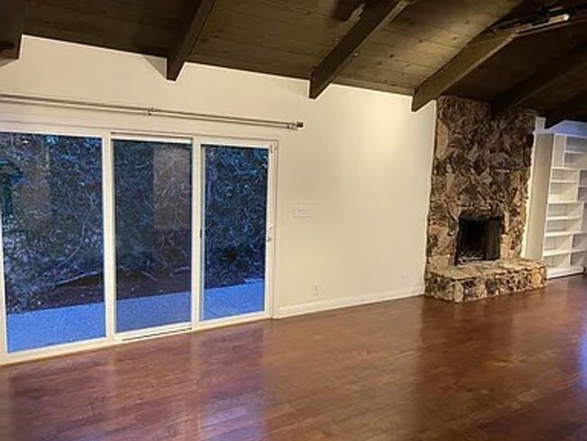 Building Photo - Sunnyvale - Beautiful update home in Desir...