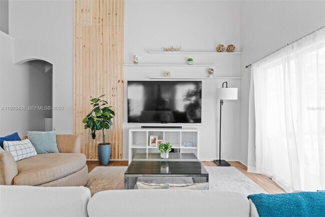 Building Photo - 128 Emeraldview Ave