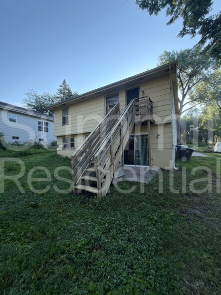 Building Photo - 2902 1st St