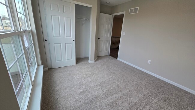 Building Photo - 502 Apple Orchard Lane