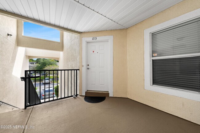 Building Photo - 7920 Merrill Rd