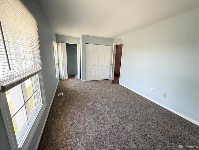 Building Photo - 23647 Stonehenge Blvd