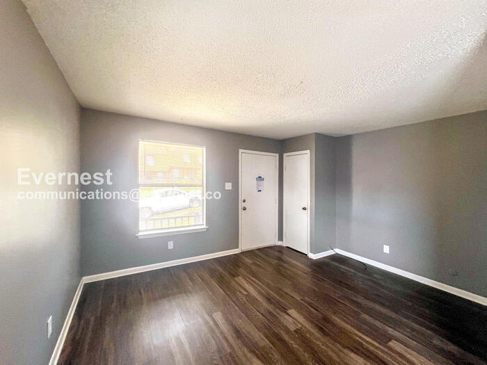 Building Photo - 9 Meredith Ct