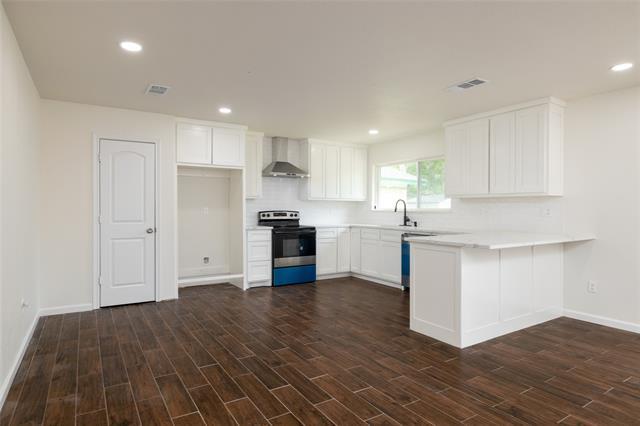 Building Photo - 3743 Canada Dr