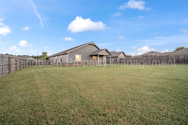 Building Photo - FOR LEASE | Jenks Home | 4 Bed, 2.5 Bath $...