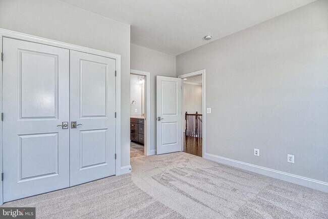 Building Photo - 3100 Greenway Blvd