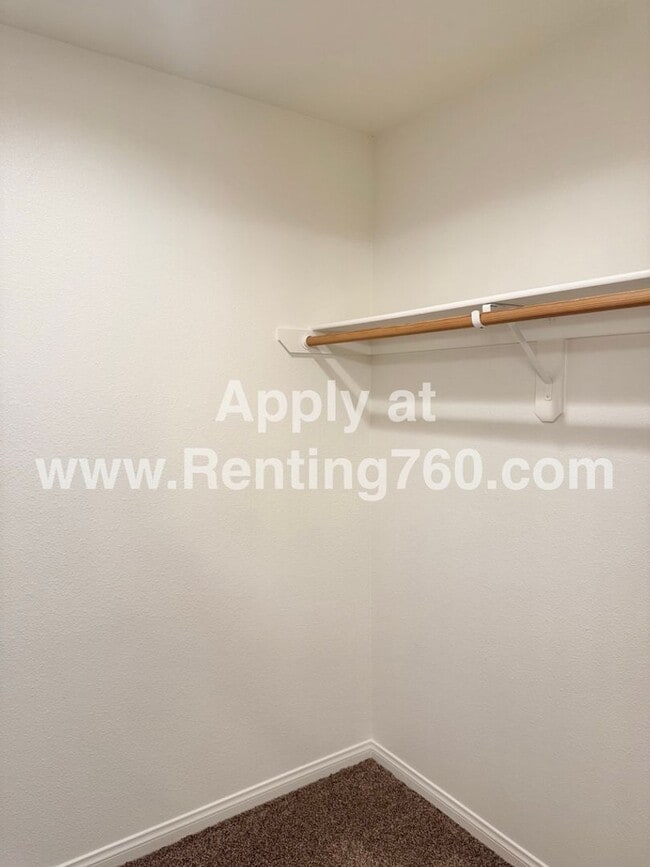 Building Photo - Spacious 4 Bed Home in Copper Hills Neighborhood!