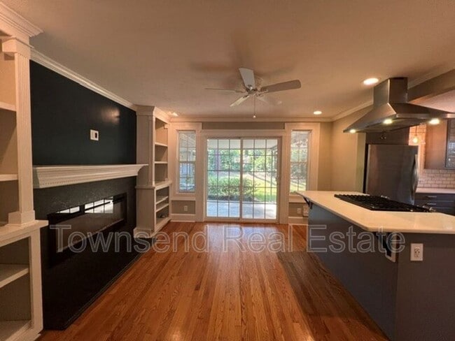 Building Photo - 508 Huske St