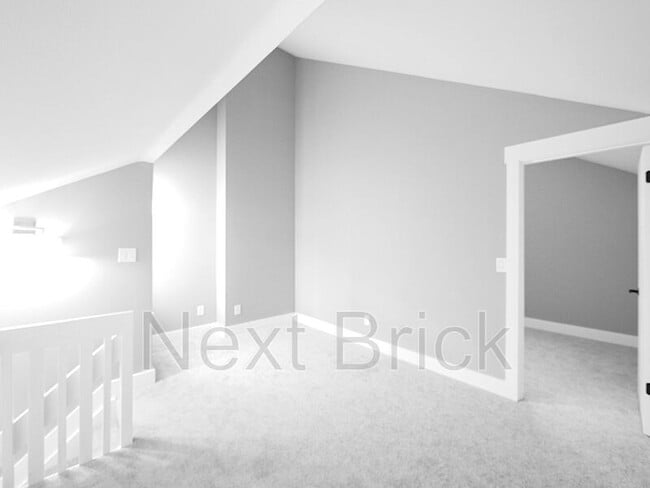 Building Photo - 2506 S 317th St