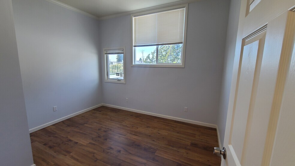 Building Photo - 1309 Solano Ave