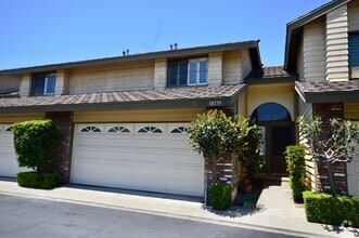 Building Photo - Spacious 2-Story 2 Bedroom Fountain Valley...