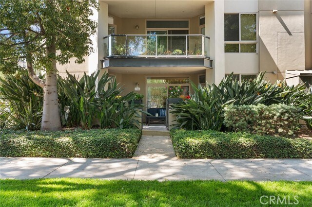 Building Photo - 13044 Pacific Promenade