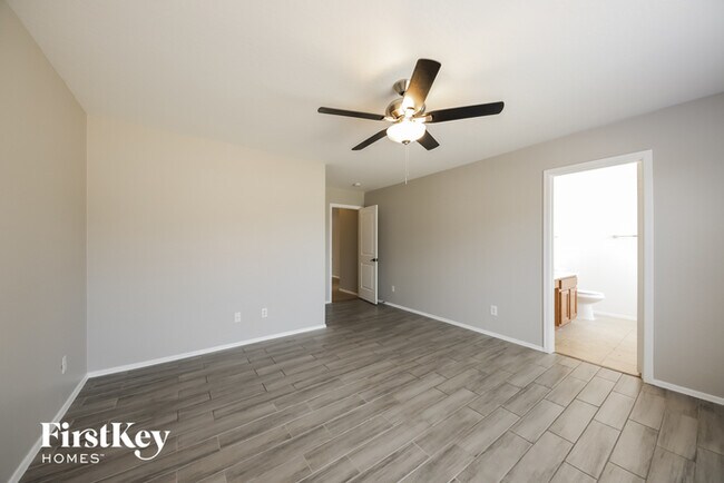 Building Photo - 10634 W Pima St