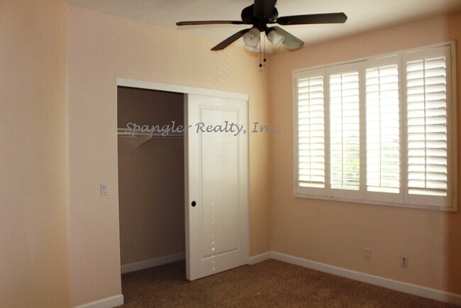 Building Photo - 553 Laguna Dr