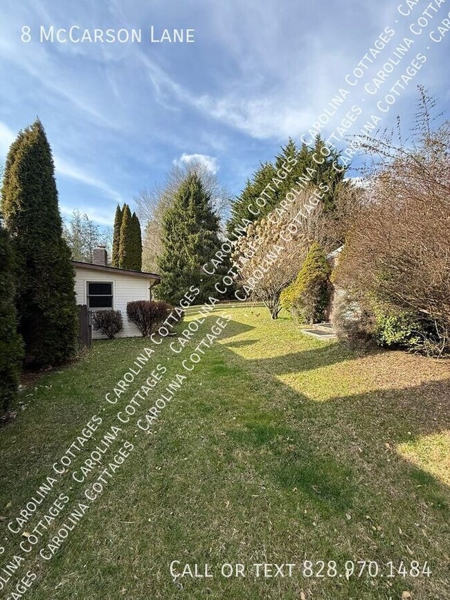 Building Photo - 8 McCarson Ln