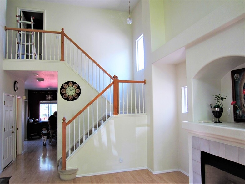 Building Photo - 10761 Cook Ct