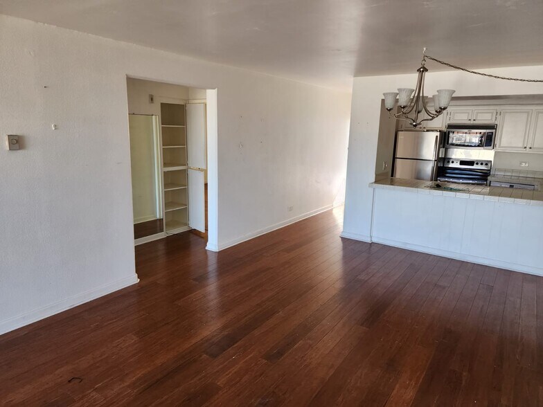 Hall Storage - 4944 Cass St