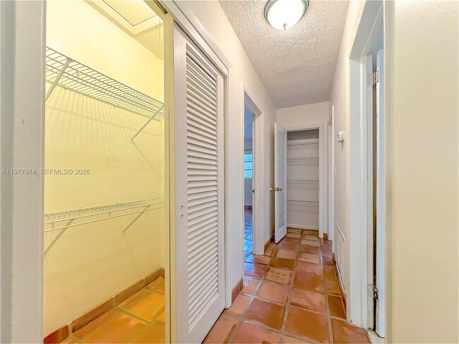 Building Photo - 192 SW 62nd Terrace