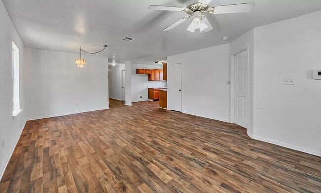 Building Photo - 2723 Baylor Ave
