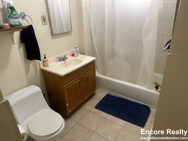 Building Photo - 80 Prentiss St