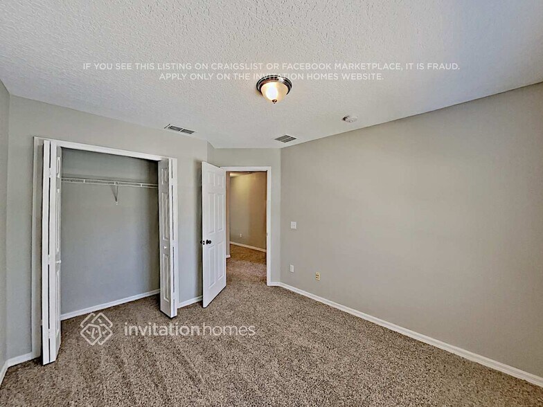 Building Photo - 15256 Black Lion Way