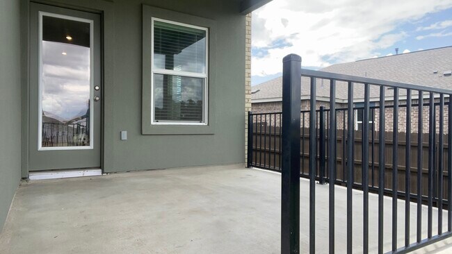 Building Photo - 4128 Home Place Rd