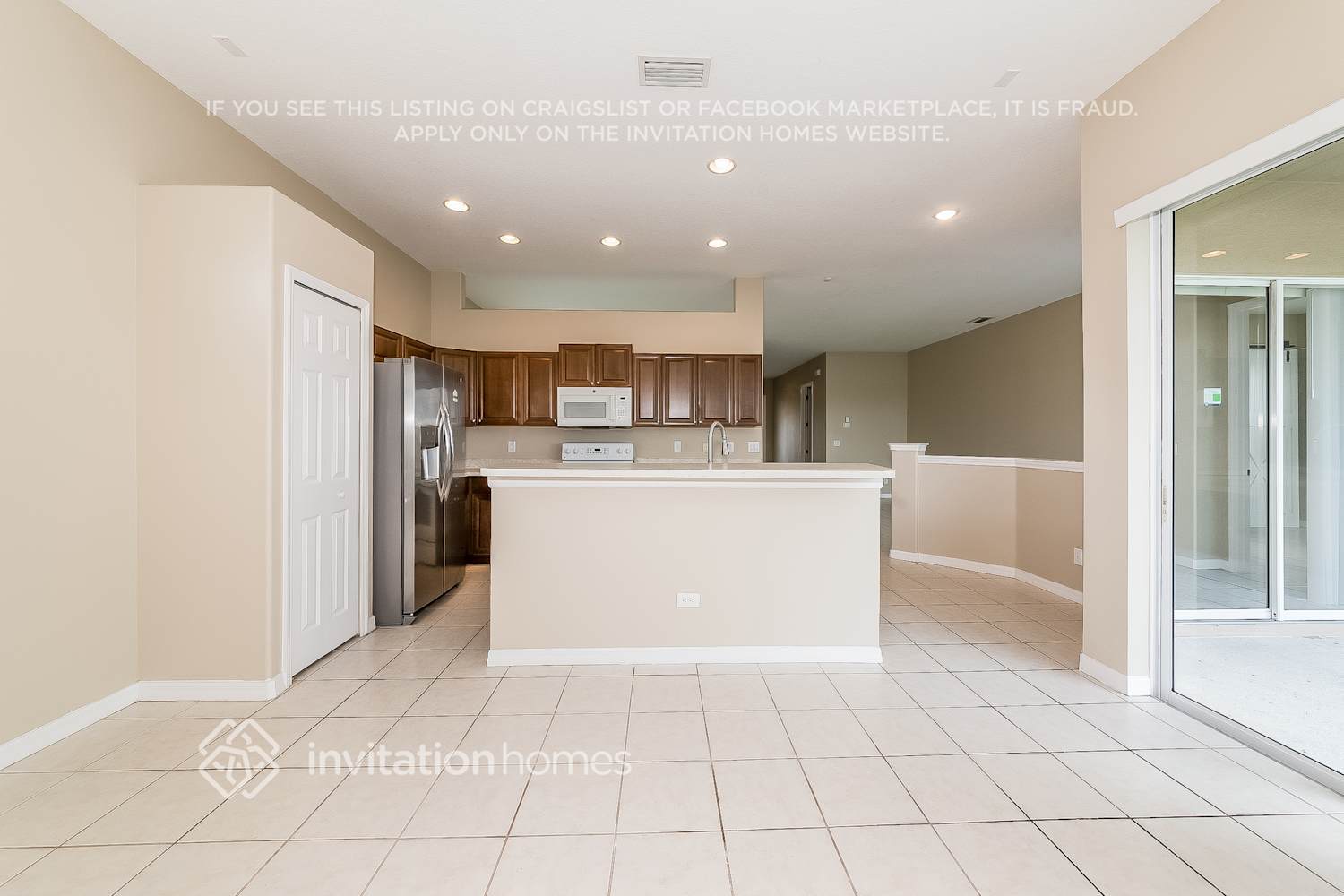 Building Photo - 5407 Lexington Dr
