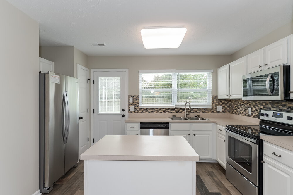 Building Photo - 1704 Stone Hollow Ct