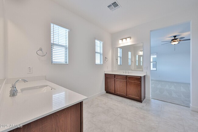 Building Photo - 25092 N 75th Ln