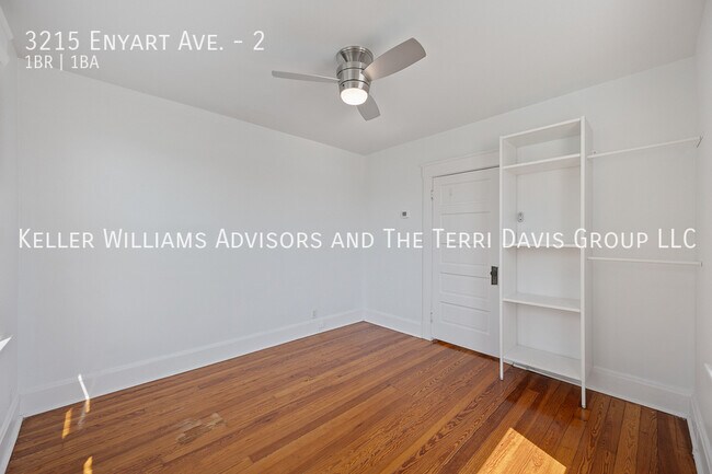 Building Photo - 3215 Enyart Ave