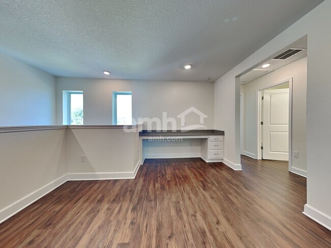 Building Photo - 2134 Saffron Walden Dr