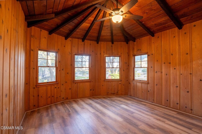 Building Photo - 1753 Hidden Vly Rd