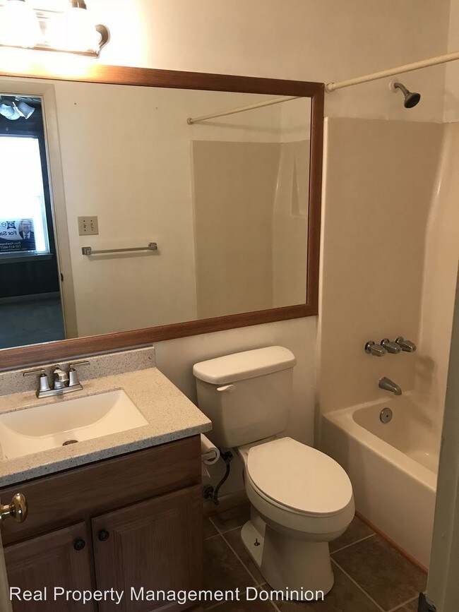 Building Photo - 2 br, 2 bath House - 3956 Palomino Drive #203