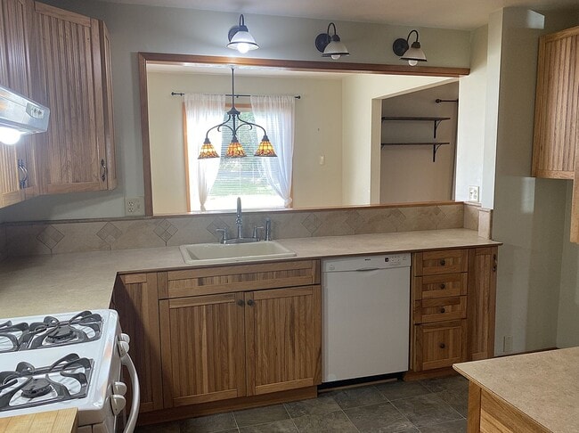 Building Photo - 3-Bedroom Home - Receive $300 off your fir...