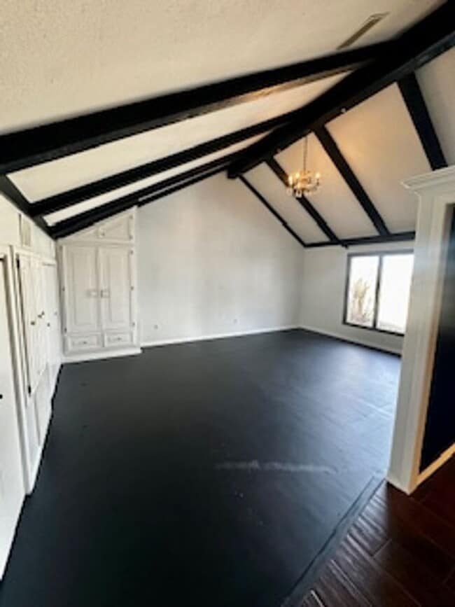 Building Photo - 2605 S 66th St