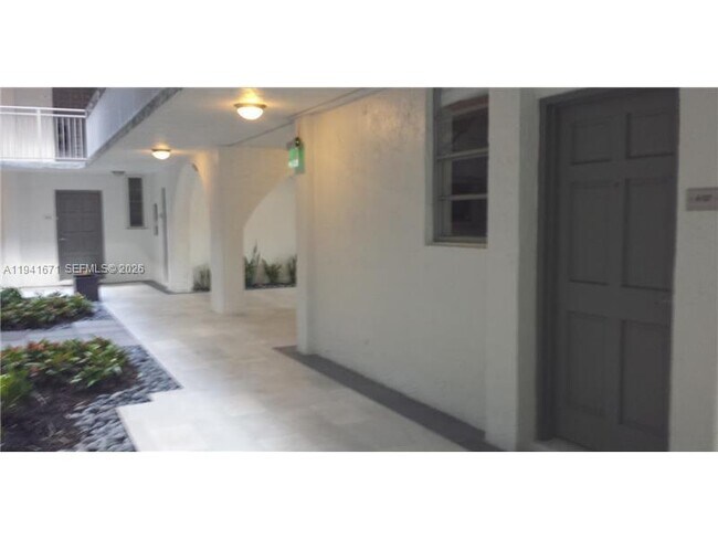 Building Photo - 680 NE 64th St