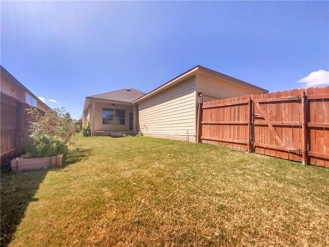 Building Photo - 353 Canadian Springs Dr