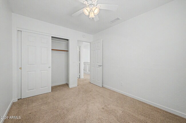 Building Photo - 28433 N 47th St