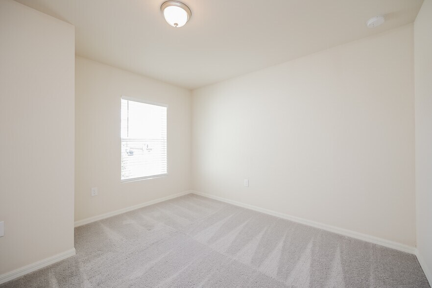 Building Photo - 9076 Aegean Cir