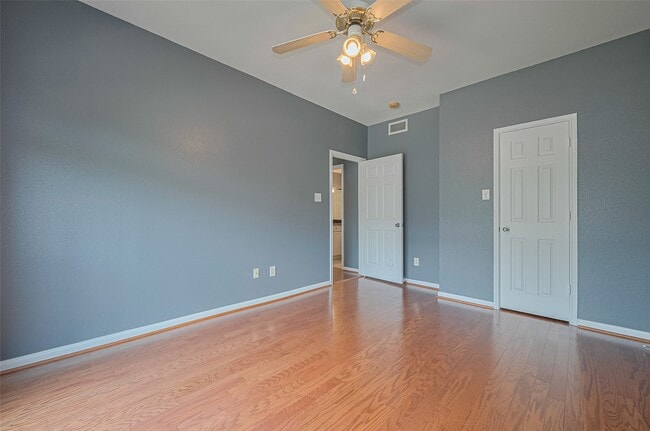 Building Photo - 1330 Old Spanish Trl