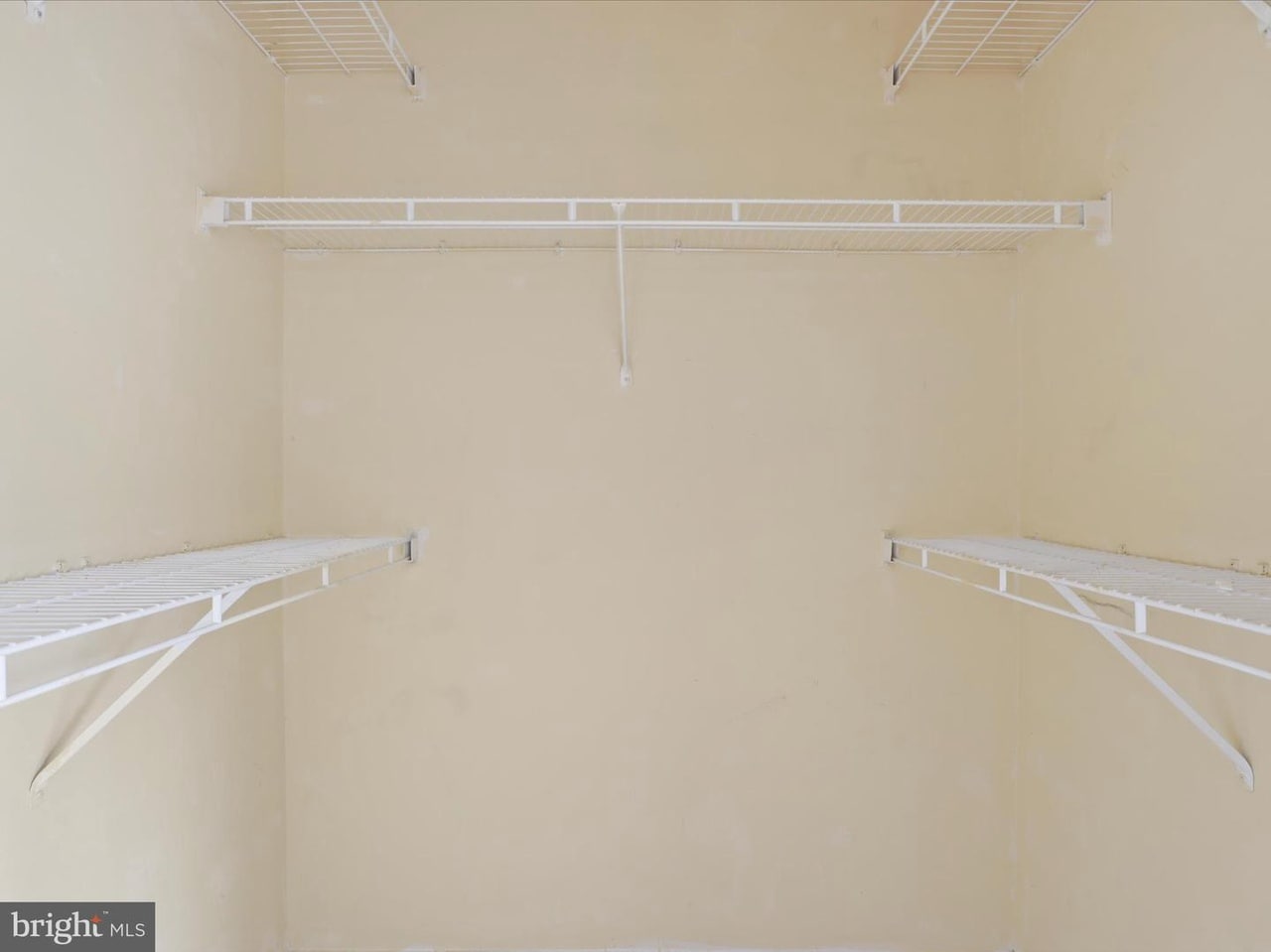Closet 2 - 4860 Eisenhower Ave