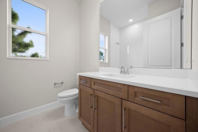 Building Photo - 5741 Beechnut Dr