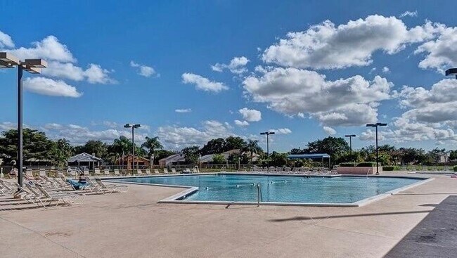 Building Photo - 2358 NW 37th Ave