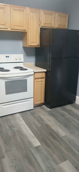 Building Photo - 264 NY-32