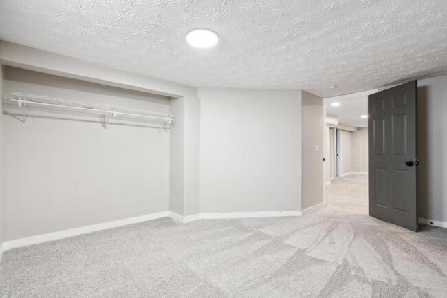 Building Photo - 1311 Liscum Dr