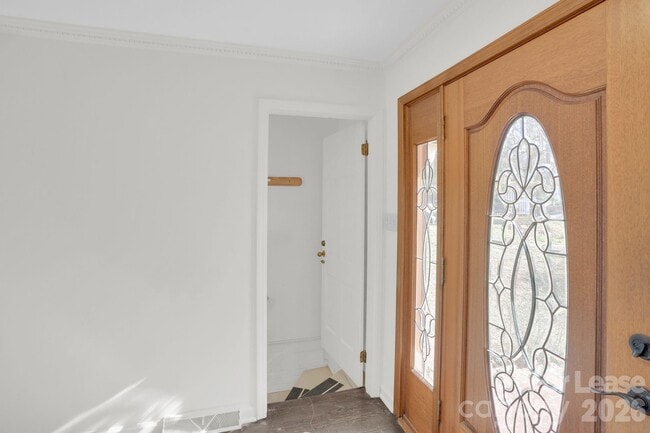 Building Photo - 408 Wilby Dr