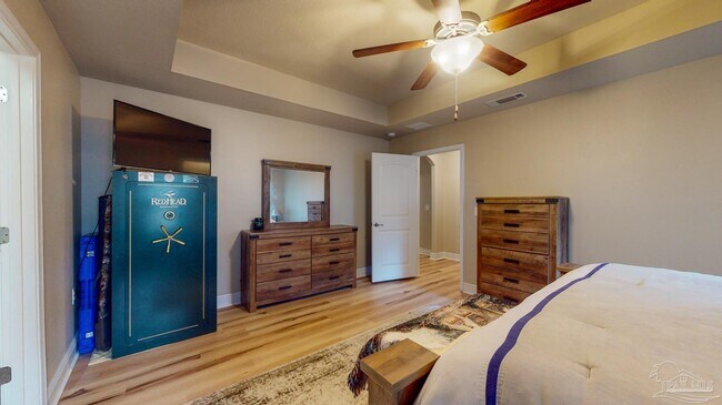 Building Photo - 4444 Piedmont Way