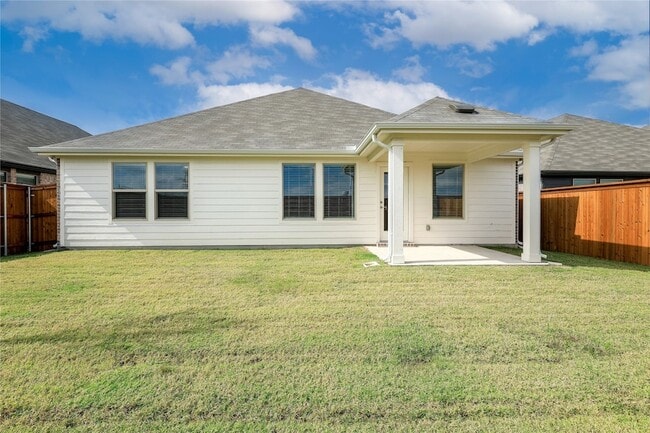 Building Photo - 3405 Pat Mayse Dr