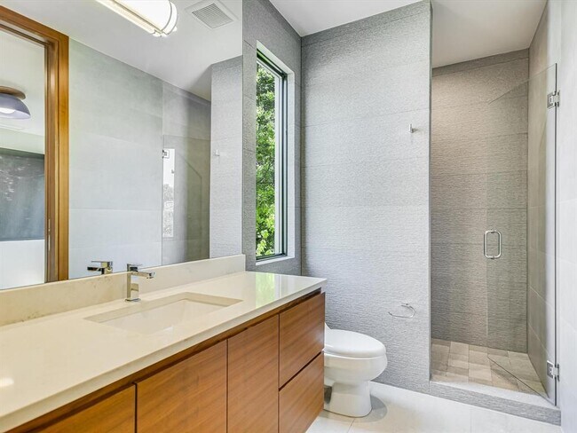 Building Photo - 1601 Barn Swallow Dr