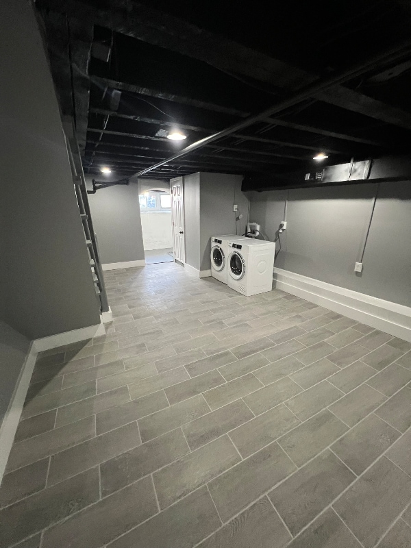 Building Photo - 6049 N Norwood St